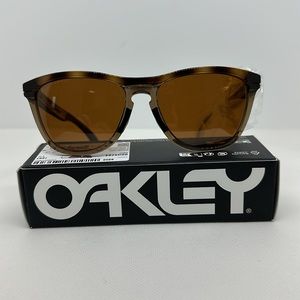 Oakley frogskins sunglasses